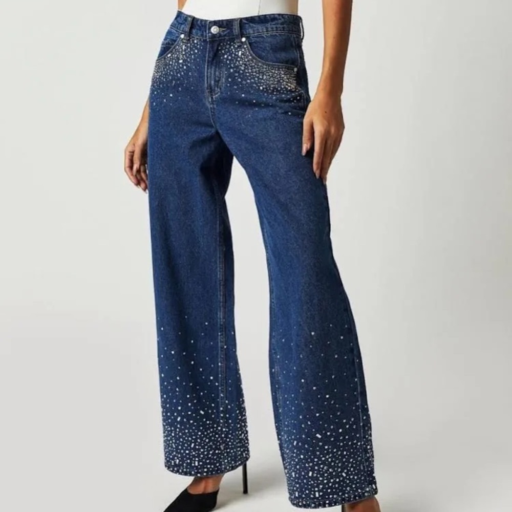 Free people Milk It Embellished Ziggy Jeans US 6. NWT